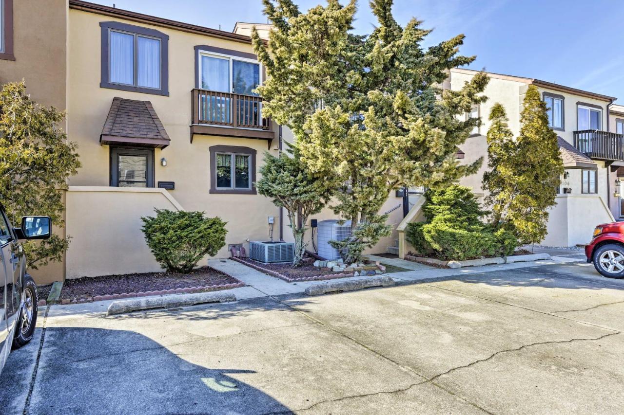 Family-Friendly Wildwood Townhome About 3 Mi To Beach Екстериор снимка