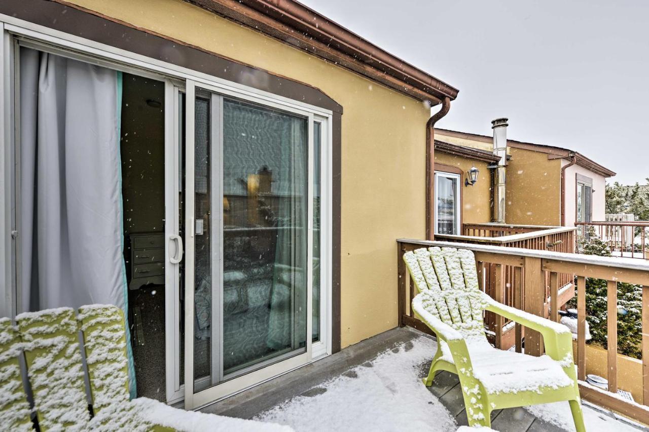 Family-Friendly Wildwood Townhome About 3 Mi To Beach Екстериор снимка