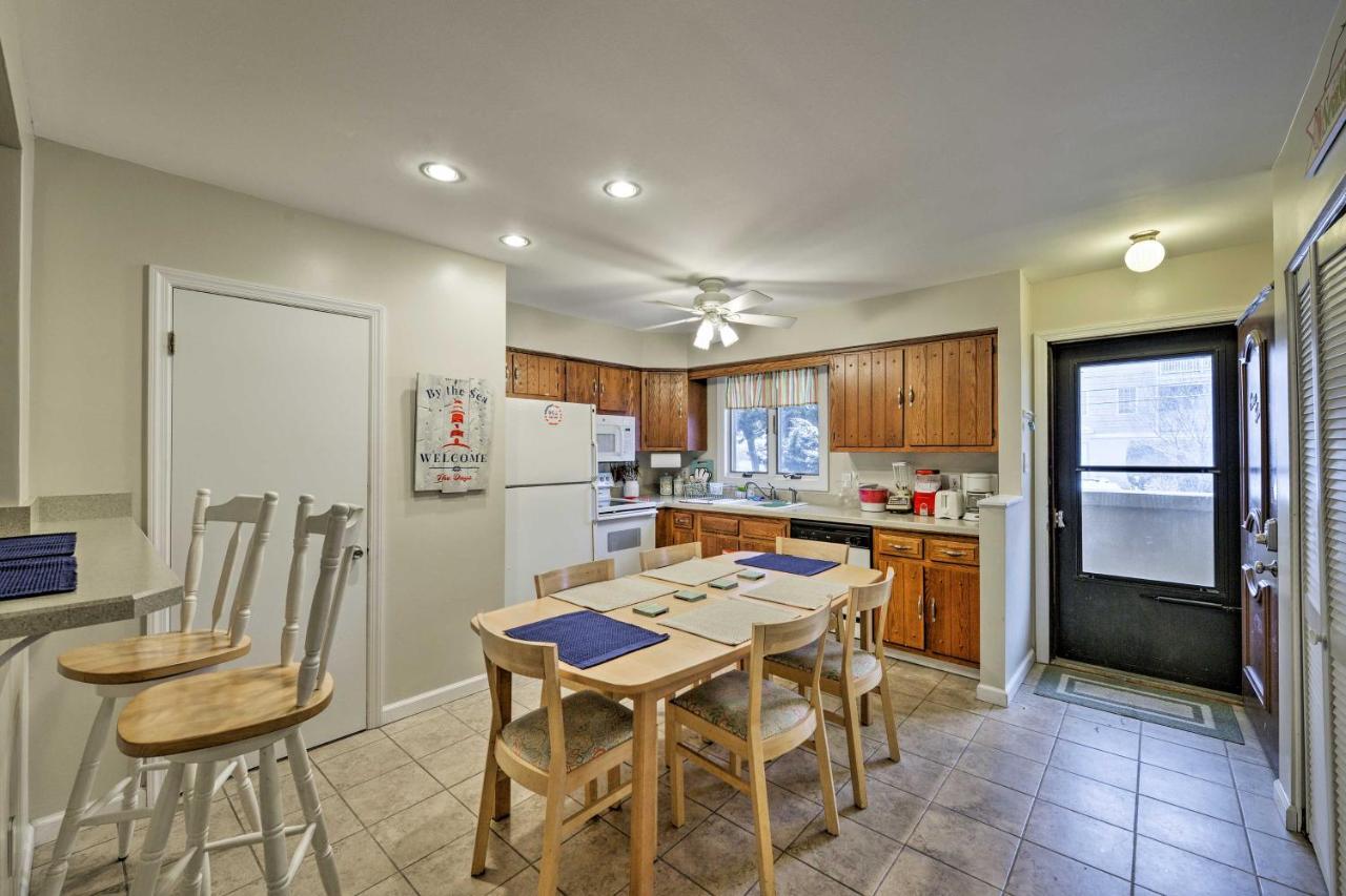Family-Friendly Wildwood Townhome About 3 Mi To Beach Екстериор снимка